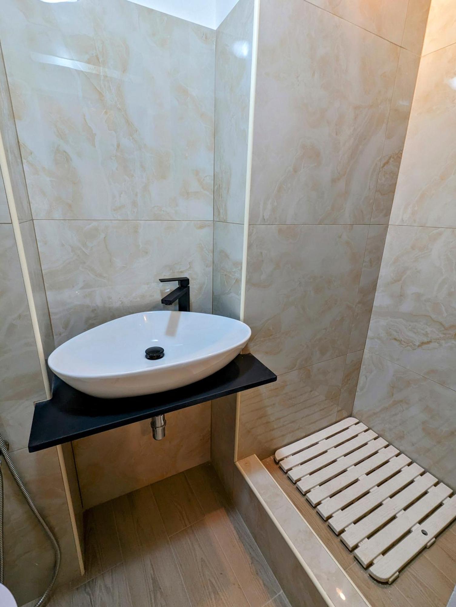 Incentro Apartment Genoa Exterior photo